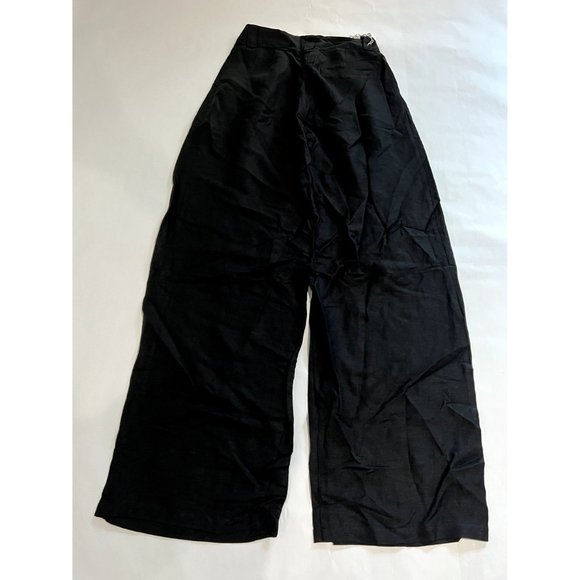 White Fox All About It Pants in Black - Picture 2 of 5